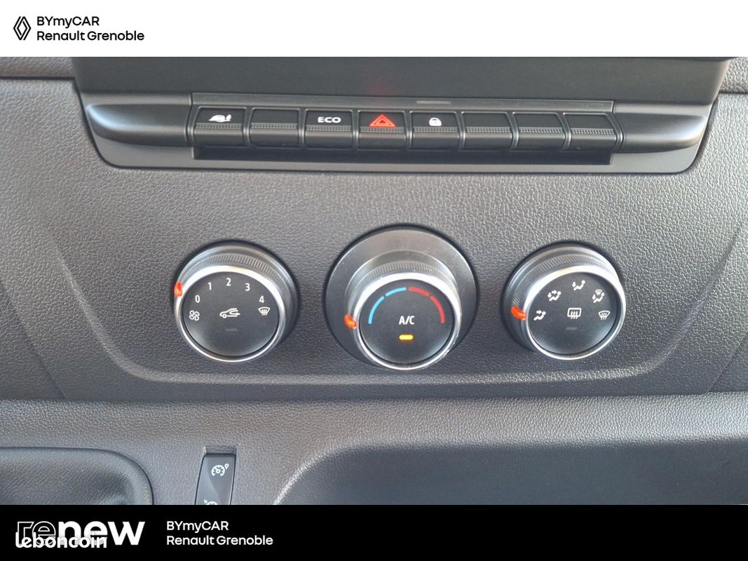 Renault master fgn trac f3500 l2h2 blue dci 135 confort (image 19)
