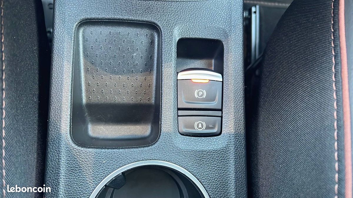 Renault captur e tech plug in 160 initiale paris (image 28)