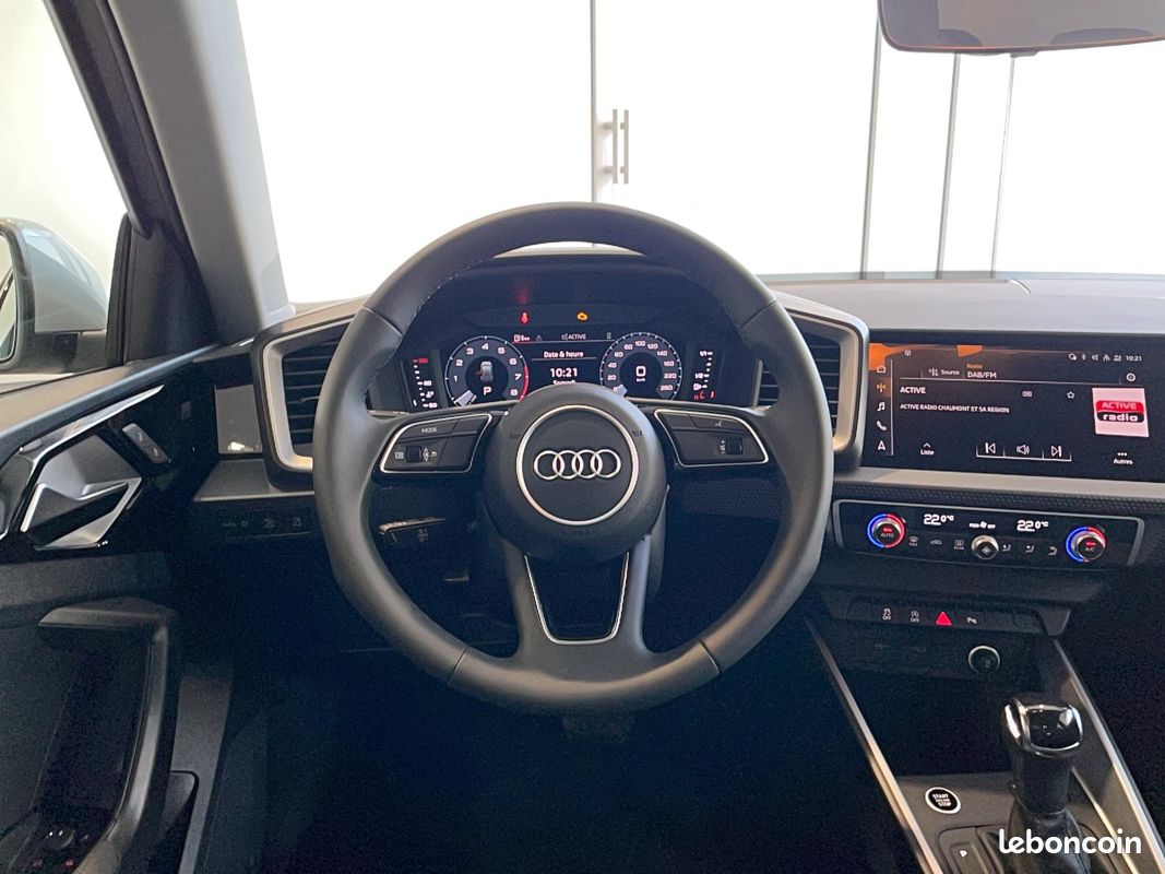 AUDI A1 Sportback 30 TFSI 116 ch S tronic 7 Design (image 13)