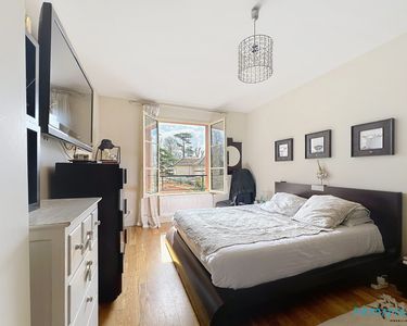 Maison 620 000 € - 178 m²
