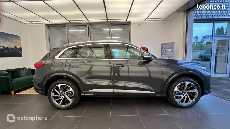 Audi Q5 2.0 e-hybrid 299ch S line quattro S tronic 7 (image 4)