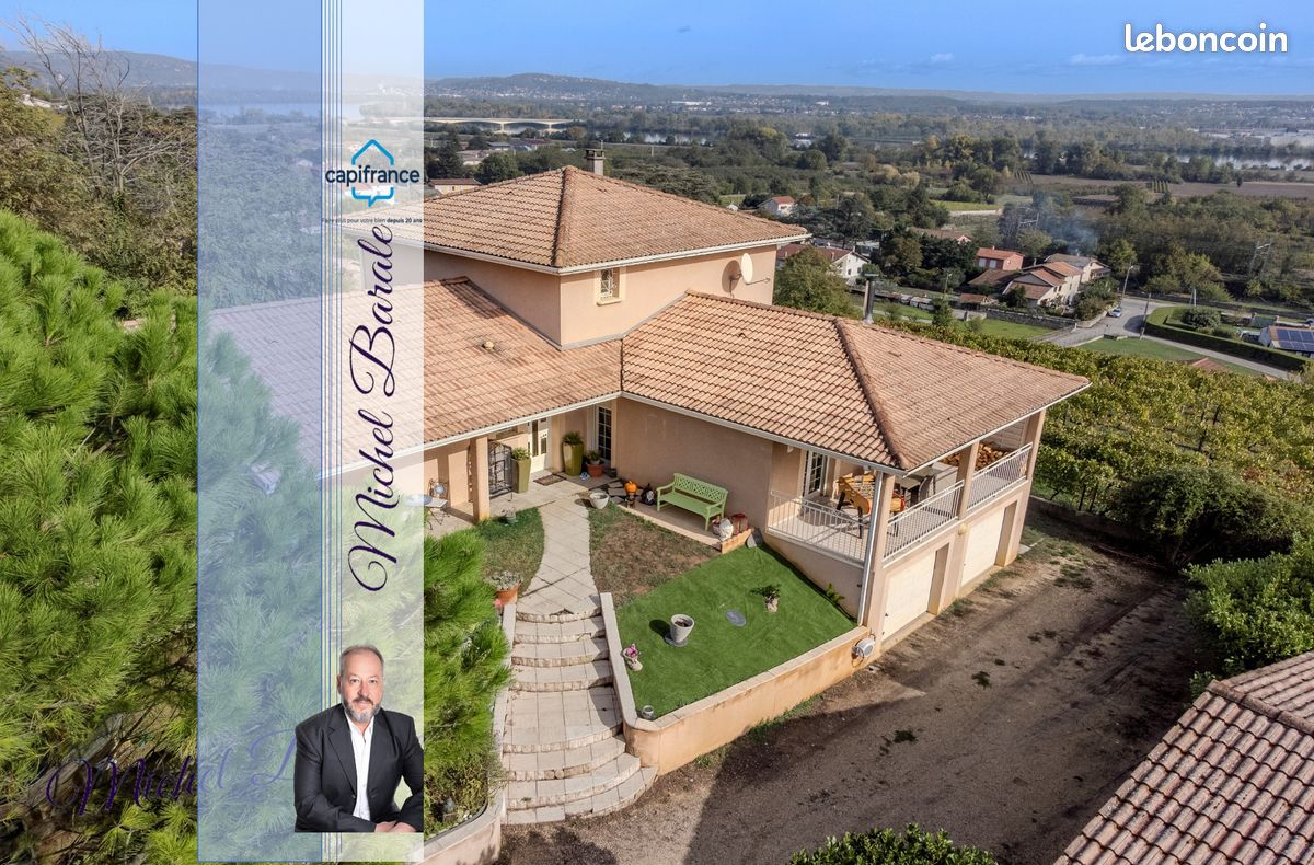 Maison 9 pièces 233 m² · à Chavanay · 233 m² · 488 000 €