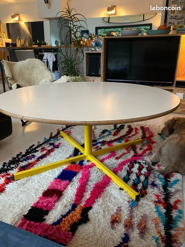 Table Formica beige 70’s (image 1)