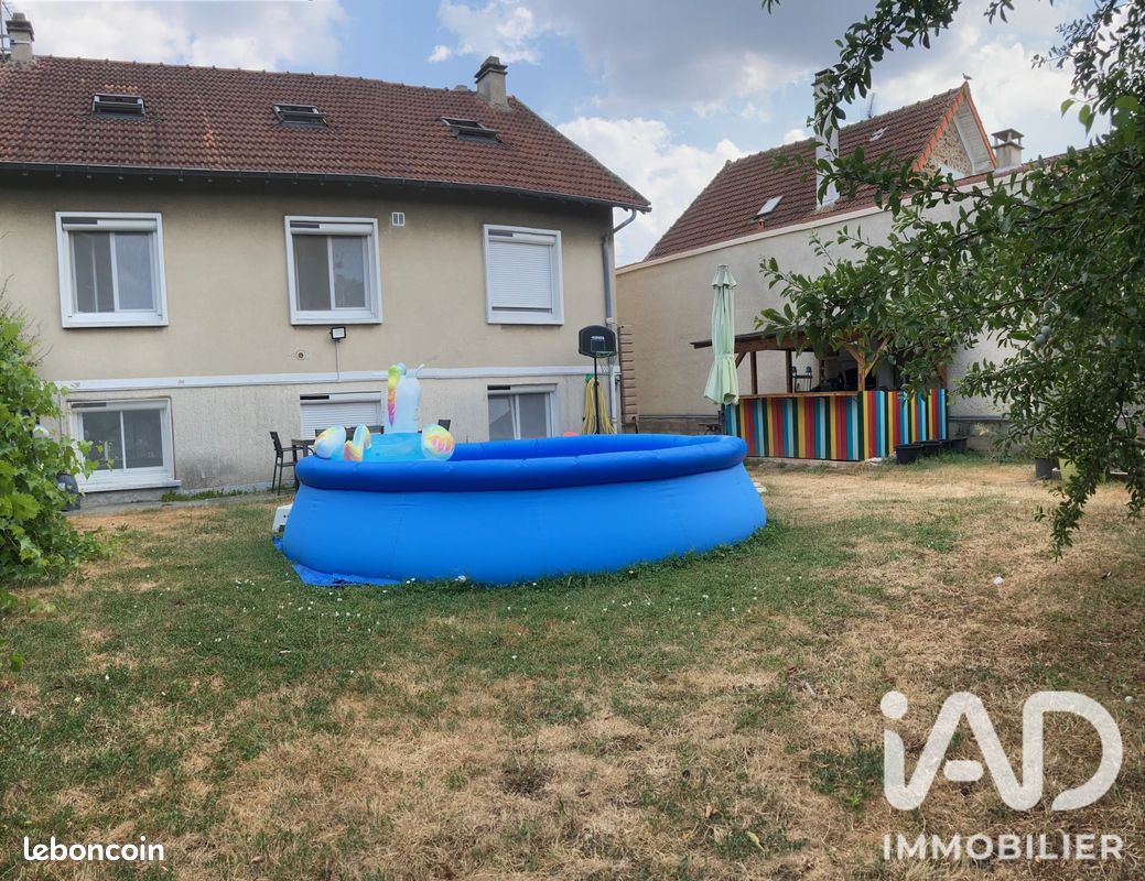 Maison 7 pièces 190 m² · à Ris-Orangis · 190 m² · 435 000 €