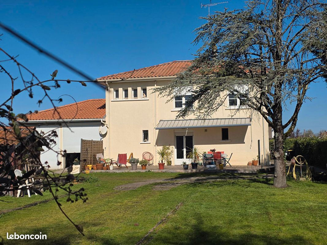 Maison 6 pièces 133 m² · à Biganos · 133 m² · 449 000 €