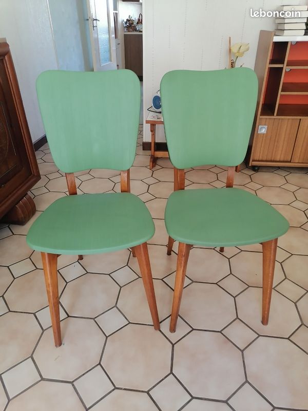 Lot de 2 chaises vintage verte et bois (image 1)