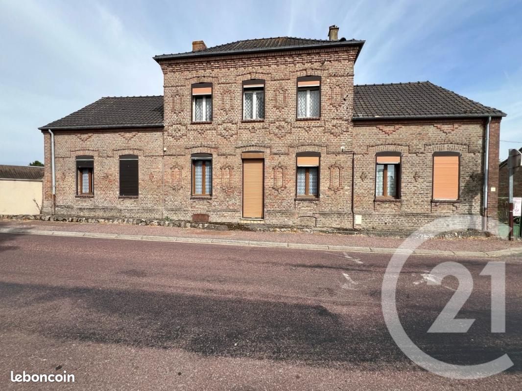 Maison 6 pièces 128 m² · à Oneux · 128 m² · 212 000 €