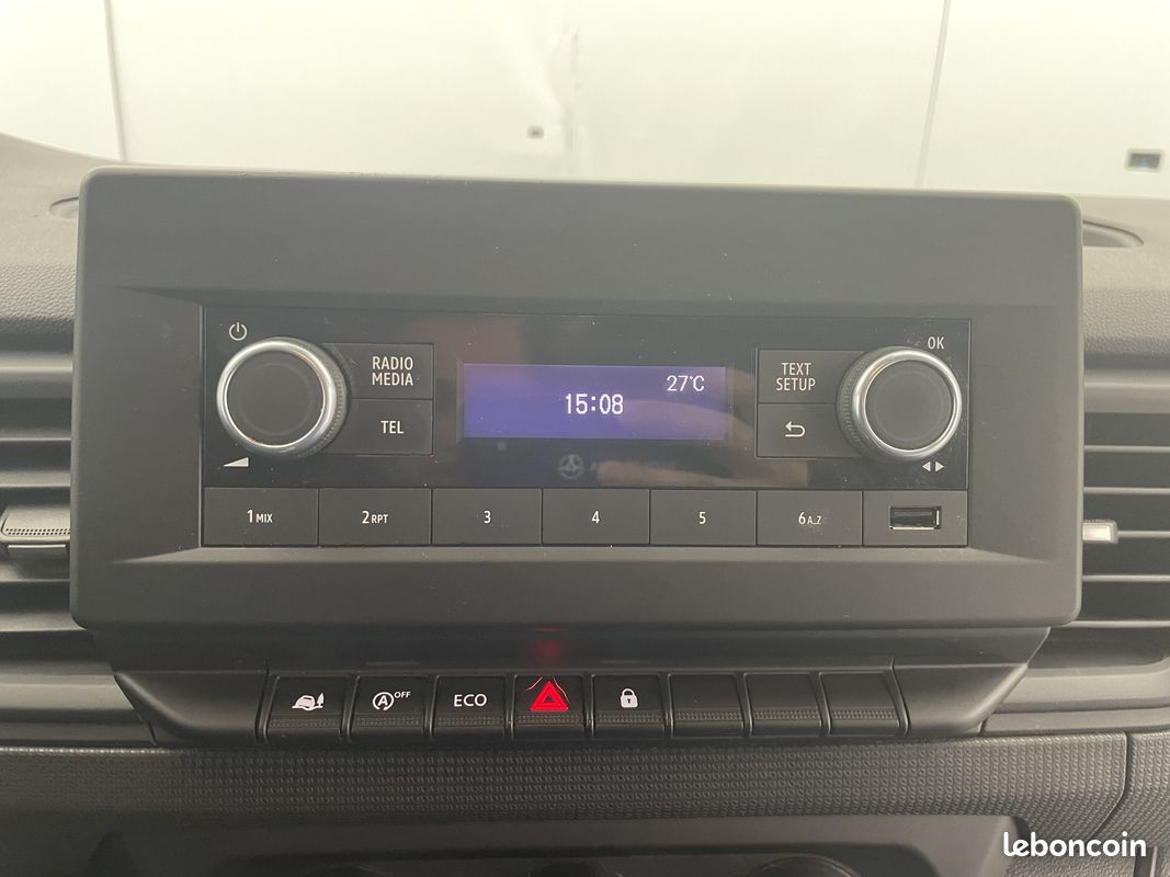 Renault trafic fgn l1h1 2800 kg blue dci 110 confort (image 16)
