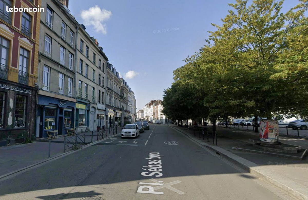 Parking/box Lille · 80 €/mois