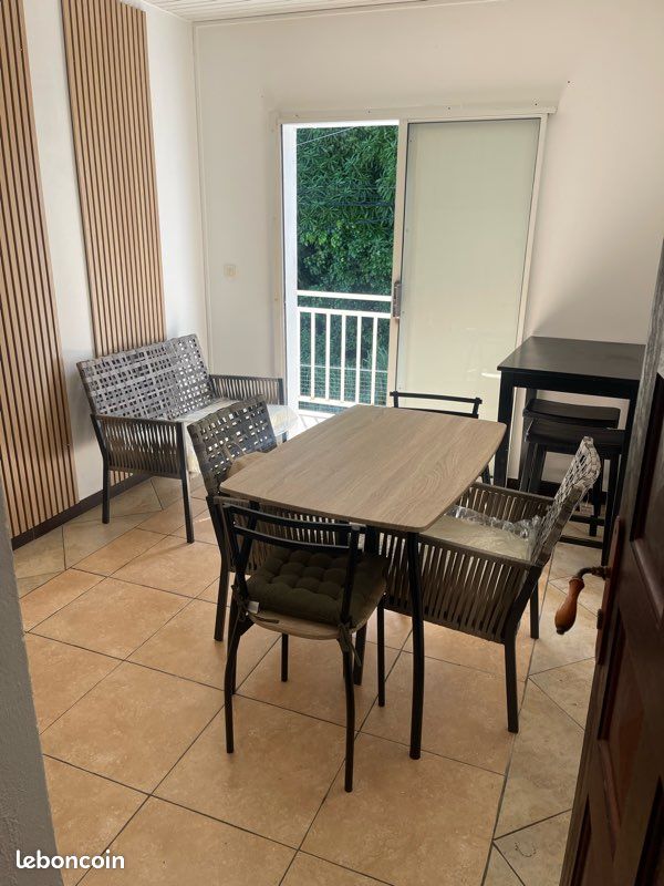 Appartement 2 pièces 25 m² · à Le Robert · 25 m² · 500 €