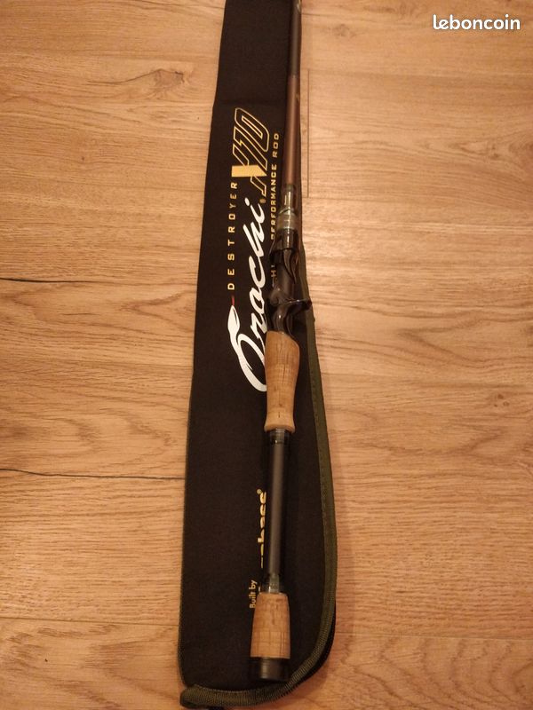 Canne Megabass Orochi X10 Destroyer 66XTB 6'6 - Très Utilisée Mais Fonctionnelle