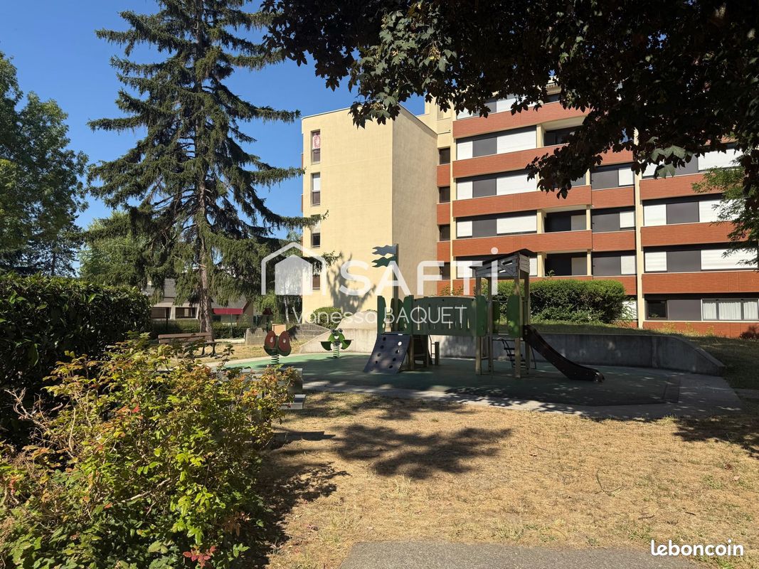 Appartement 4 pièces 79 m² · à Le Plessis-Bouchard · 79 m² · 230 000 €