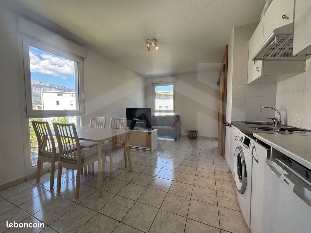 Appartement 1 pièce 33 m² · à Saint-Martin-d'Hères · 33 m² · 635 €/mois