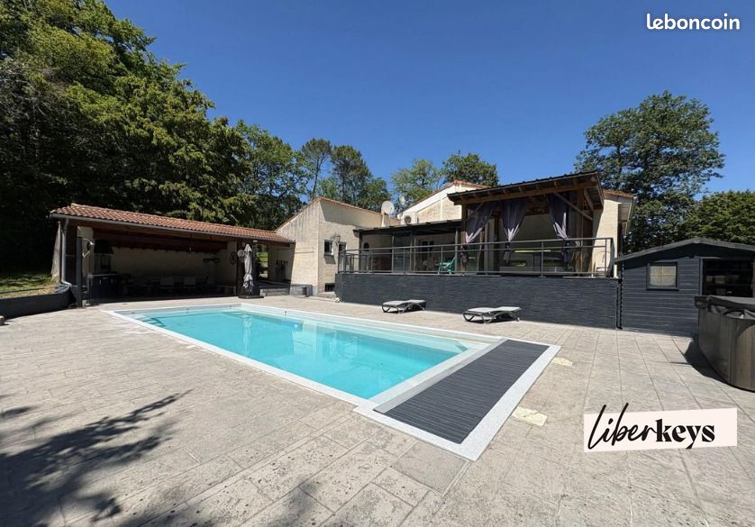 Maison 7 pièces 170 m² · à Targon · 170 m² · 335 100 €