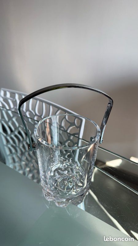 SEAU À GLAÇONS en cristal de SEVRES signé modèle sully EUR 30,00