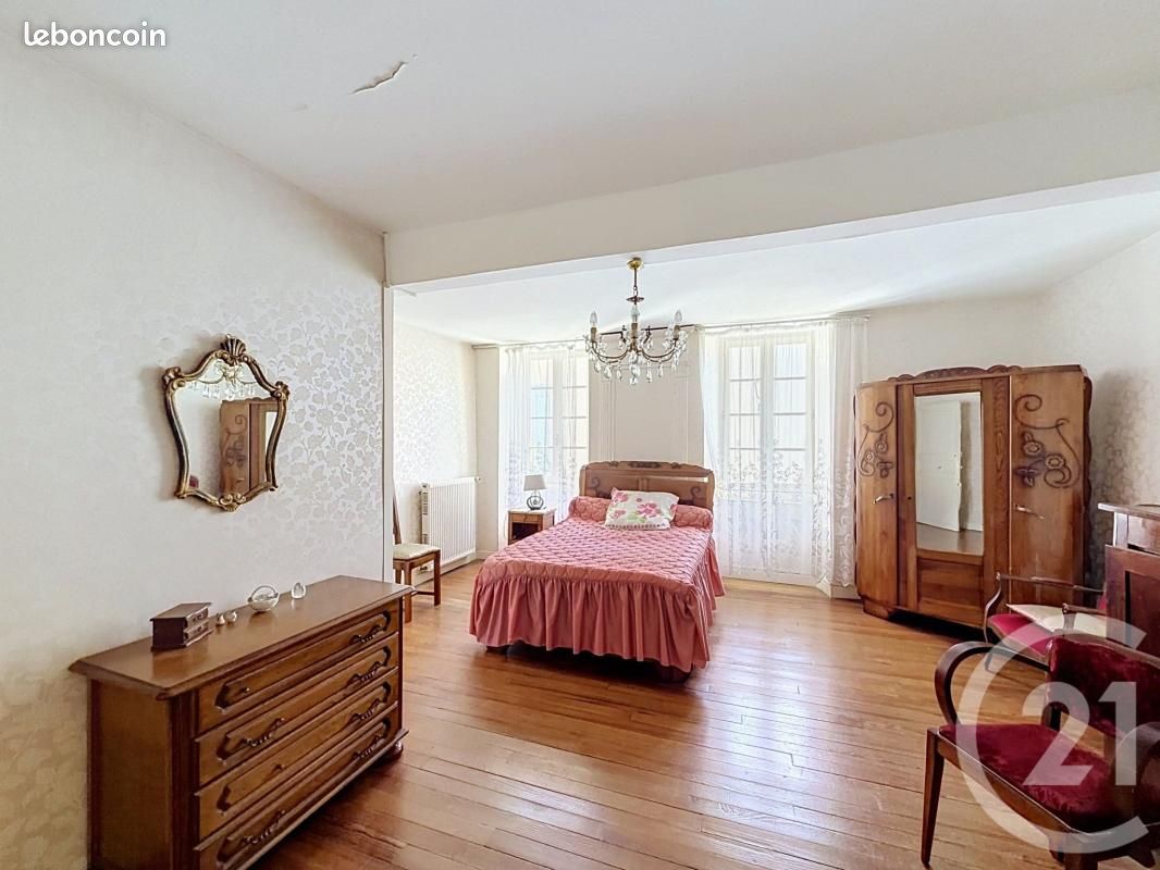 Maison 5 pièces 115 m² · à Rimont · 115 m² · 80 000 €