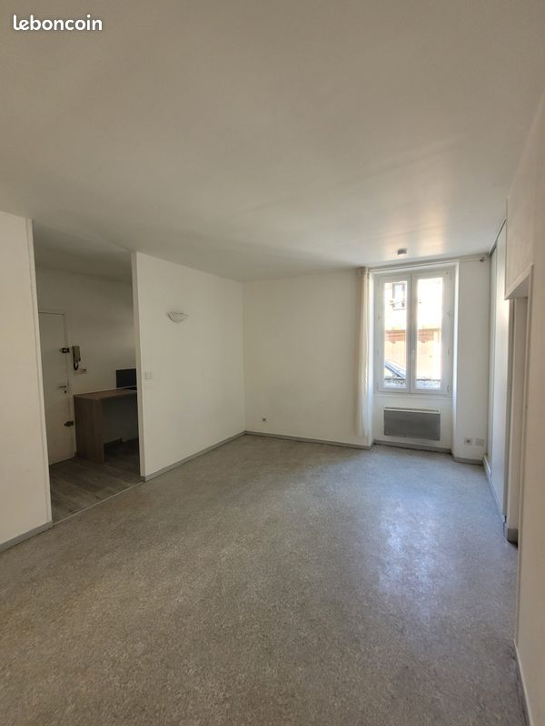 Appartement 1 pièce 23 m² · à Bourges · 23 m² · 410 €