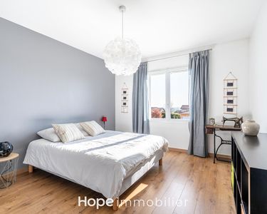 Maison 675 000 € - 170 m²