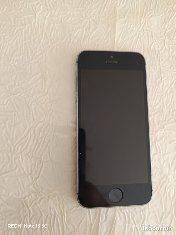 I phone 5 (image 9)