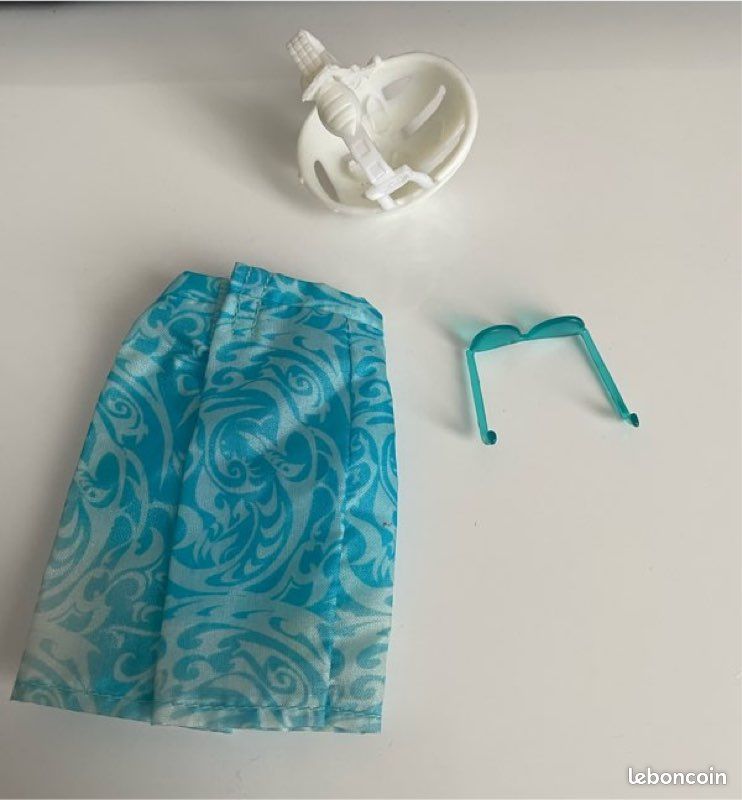 Lot 3 accessoires poupée barbie ken (bleu et blanc) (image 7)