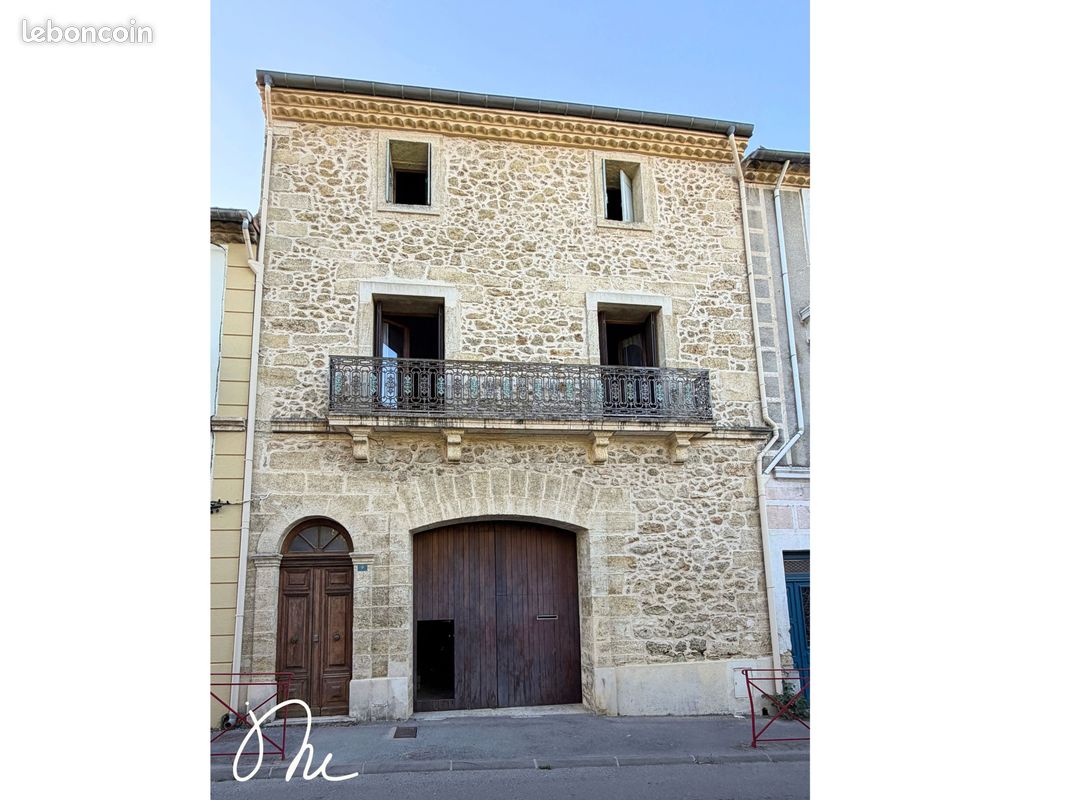 Maison 8 pièces 230 m² · à Gigean · 230 m² · 419 000 €