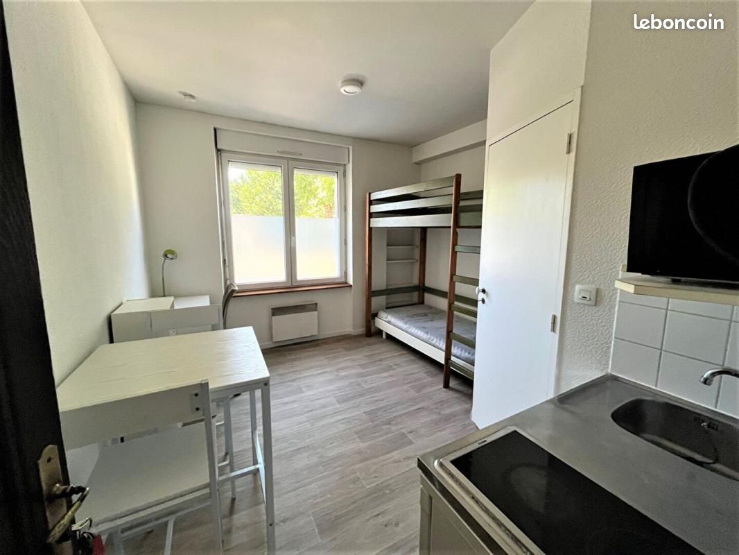 Appartement 1 pièce 12 m² · à Albi · 12 m² · 330 €