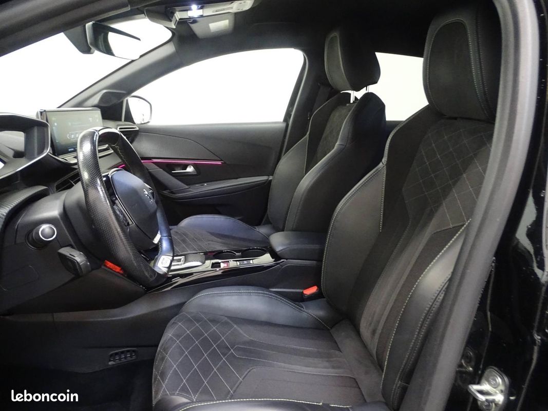 Peugeot 208 e-208 136ch GT Pack (image 11)