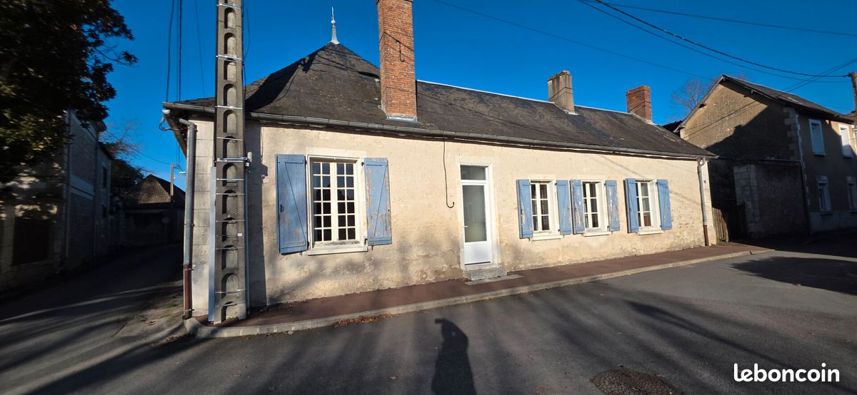 Maison 6 pièces 177 m² · à Tournon-Saint-Martin · 177 m² · 81 000 €
