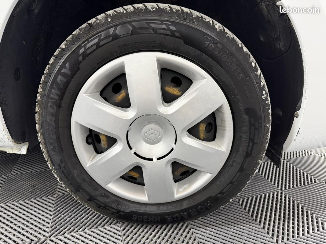 RENAULT KANGOO 1.5 Blue dCi 80 II COMBI Trend PHASE 2 (image 20)