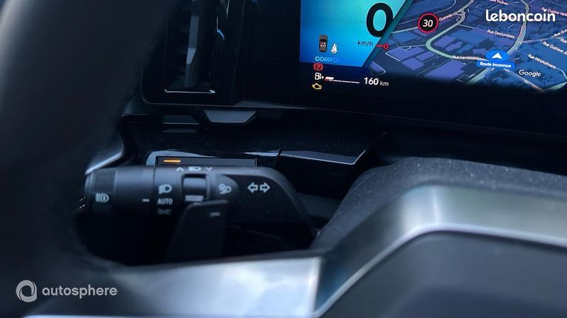 Renault Austral 1.2 E-Tech full hybrid 200ch Iconic- 24 (image 23)