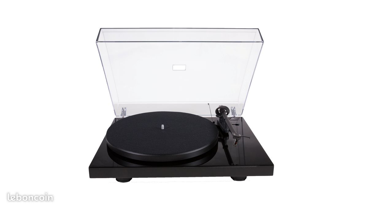 PRO-JECT Debut III REFERENCE - platine vinyle audiophile (image 2)
