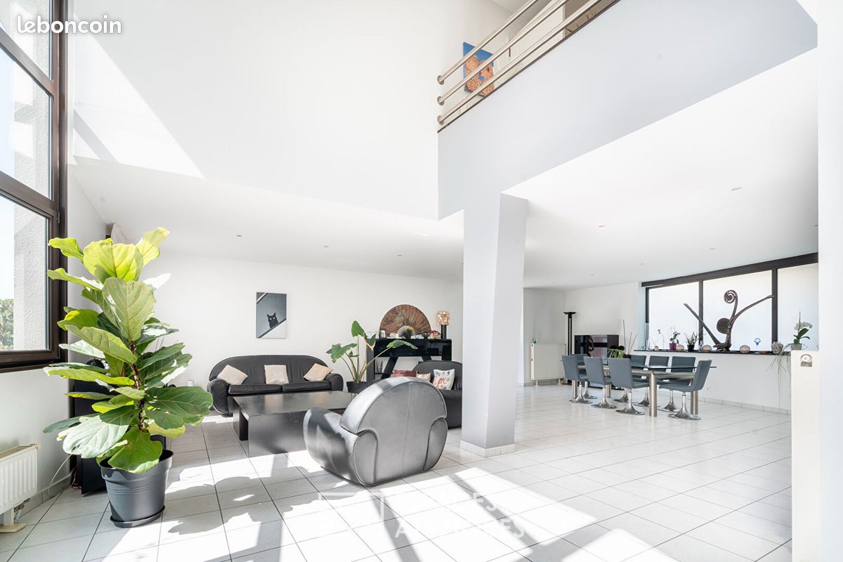 Maison 6 pièces 200 m² · à Le Raincy · 200 m² · 930 000 €