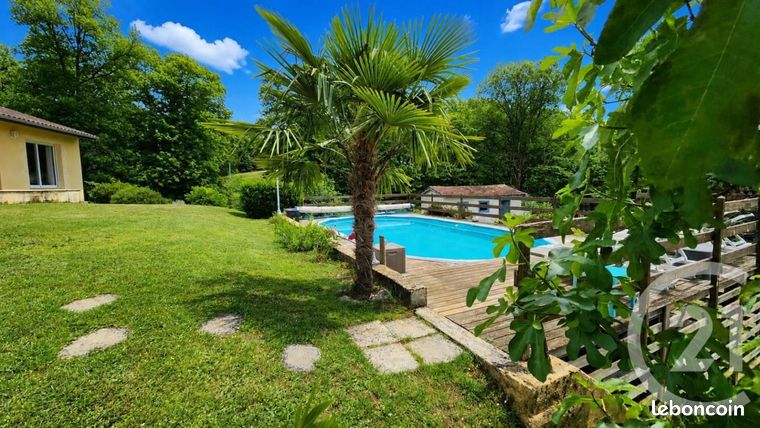 Maison 7 pièces 156 m²
