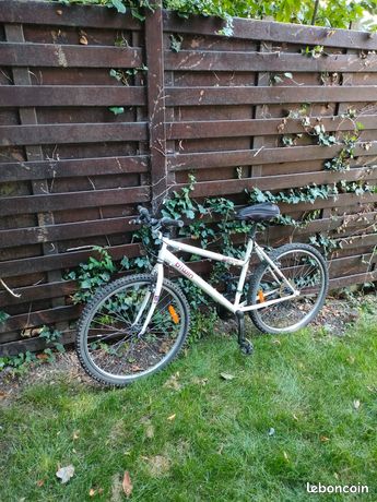 VTT Pliant Blanc Marine 26 Pouces – Modèle 26PM4 – Cadre Alu Blanc – Double Suspension – Neuf