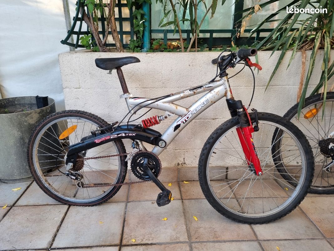 Lot 2 vélos VTT à restaurer (image 3)