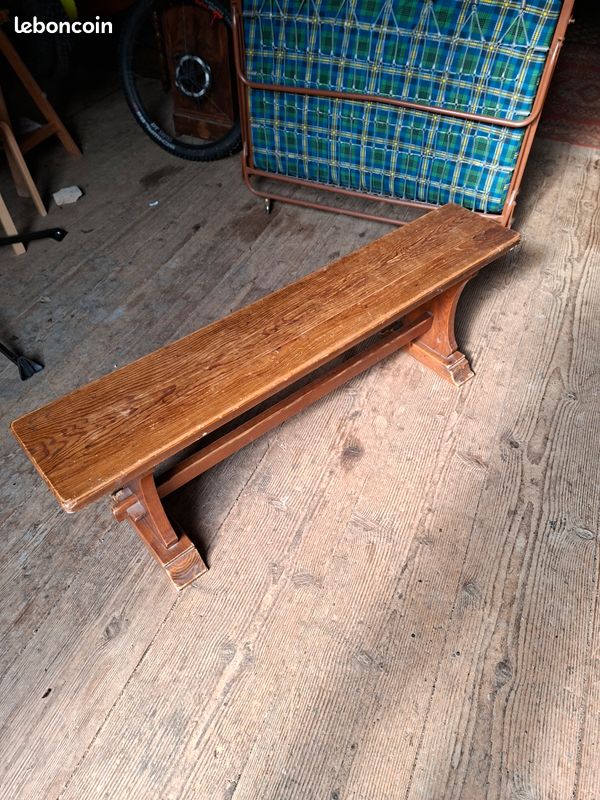 Banc ancien (image 1)