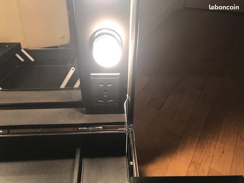 Valise soin beauté (image 13)