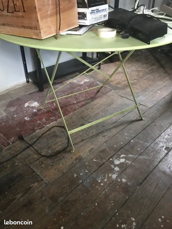 Table extérieur en metal (image 10)