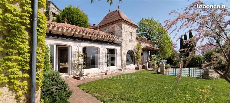 Propriété 10 pièces 390 m²