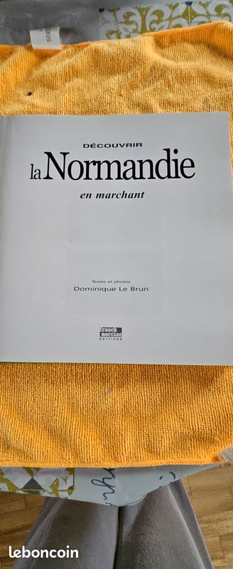 TRES JOLI LIVRE NORMANDIE en marchant (image 2)