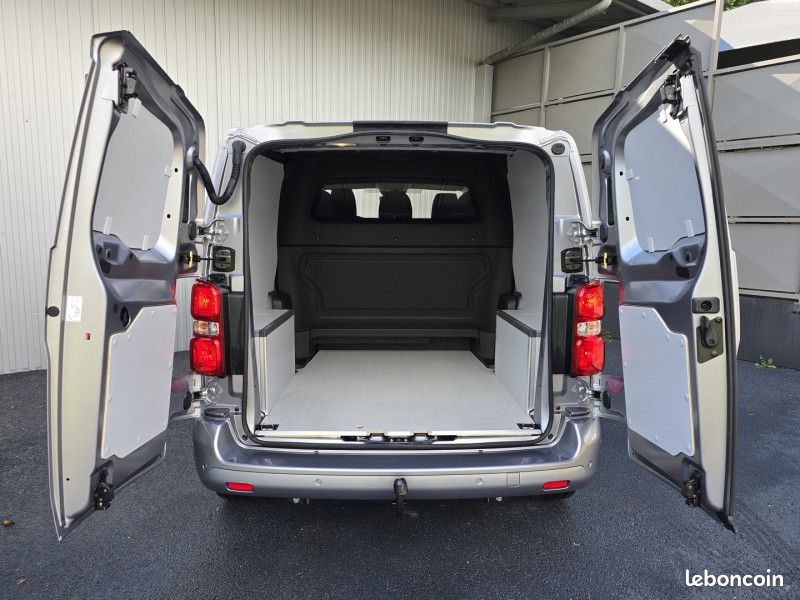 Peugeot EXPERT FG M 2.2 DIESEL 180CH CABINE APPROFONDIE Pack Premium Connect (image 26)
