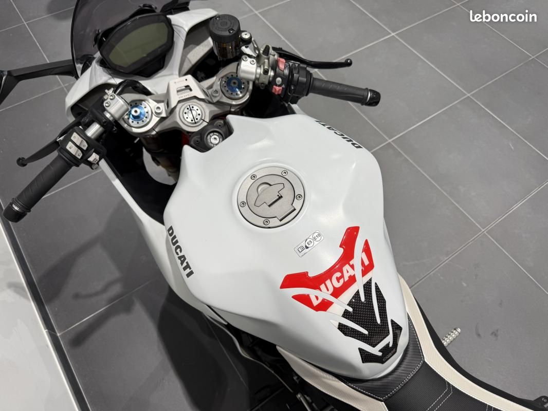 Ducati SUPERSPORT 939 S / 939 SUPERSPORT S / 939 SUPER SP (image 3)
