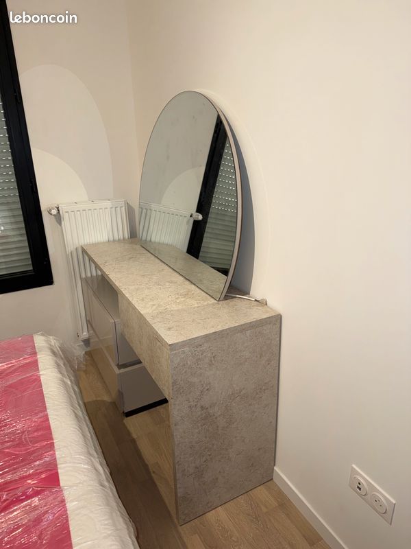 Coiffeuse et table de chevet (image 3)
