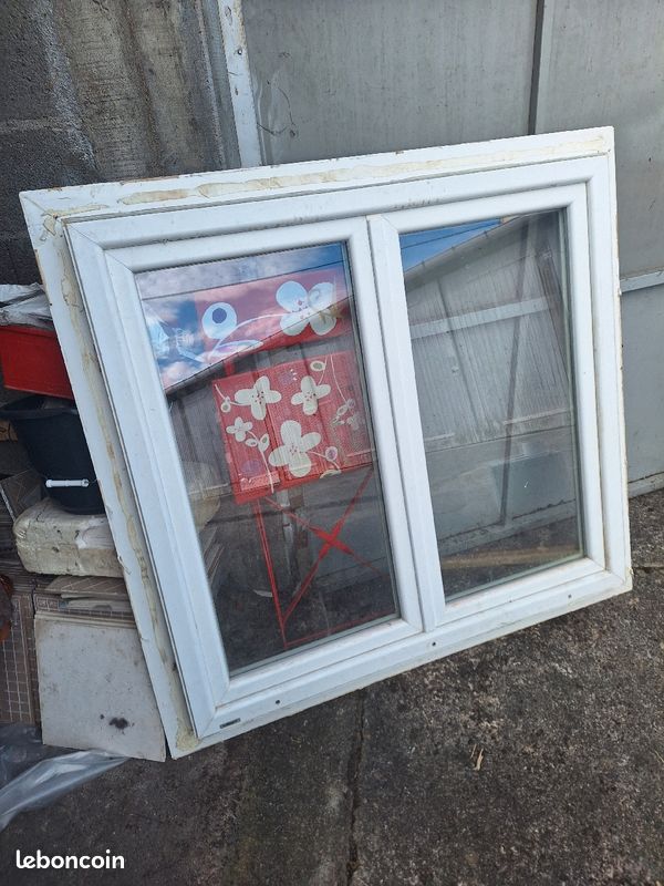 Fenetre en pvc 2 venteaux .L 105cm .H 108 cm (image 3)