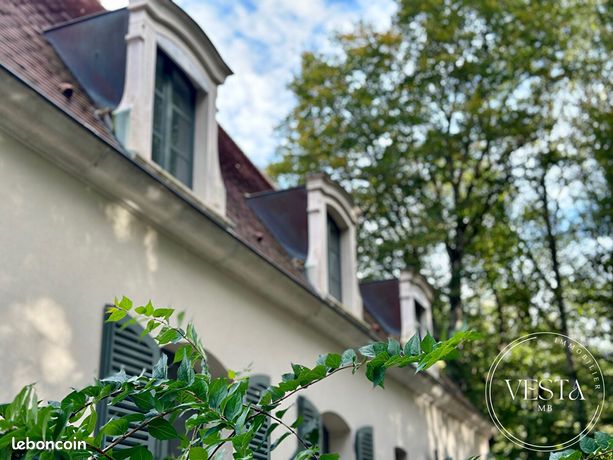 Propriété 9 pièces 290 m²