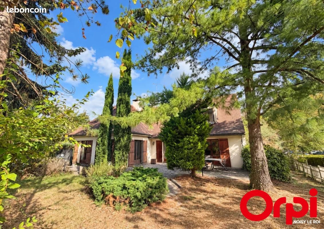 Maison 5 pièces 233 m² · à La Celle-Saint-Cloud · 233 m² · 795 000 €