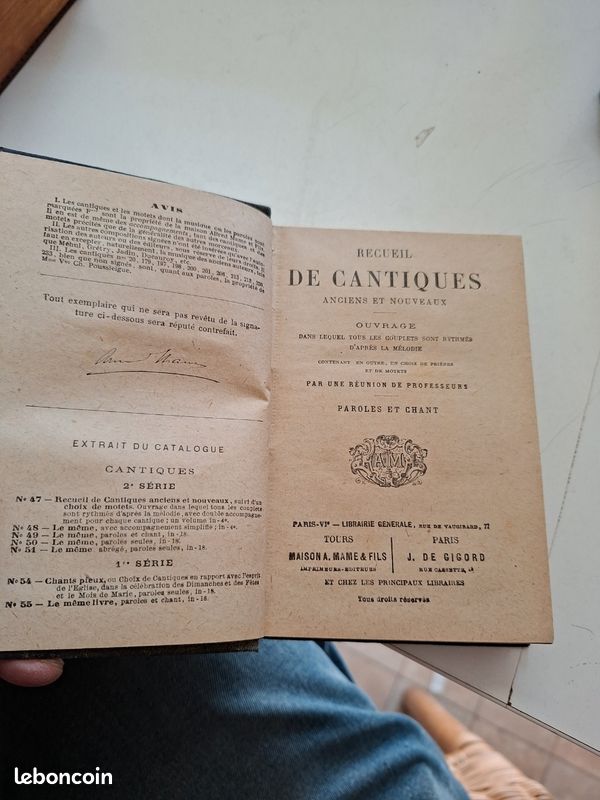 2372B: Recueil de cantiques ancien Mame Tours livre religieux XIXe cuir croix (image 3)