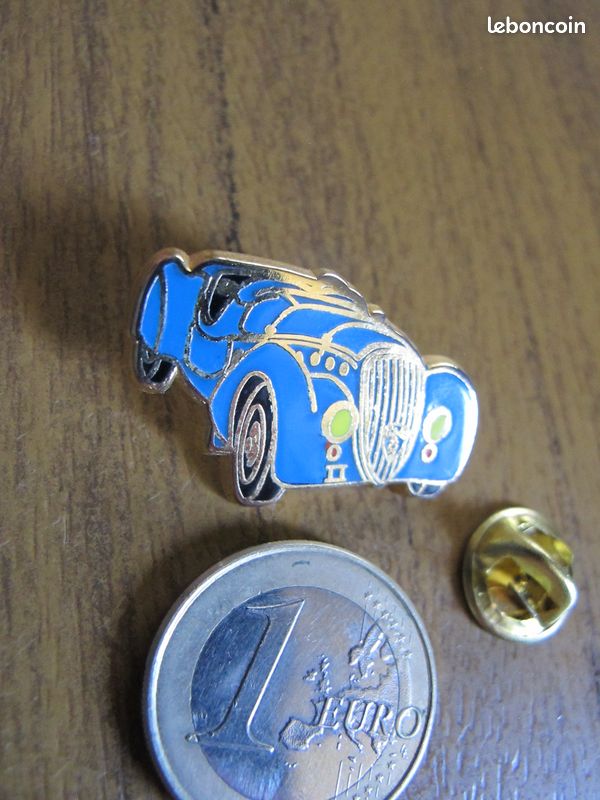 Pin's Peugeot 402 Darl'Mat , prix livré en suivi , LIRE (image 2)