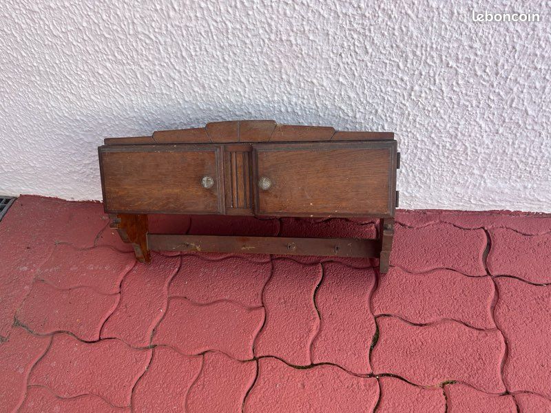 Étagère pour casseroles à prendre sur place (image 1)