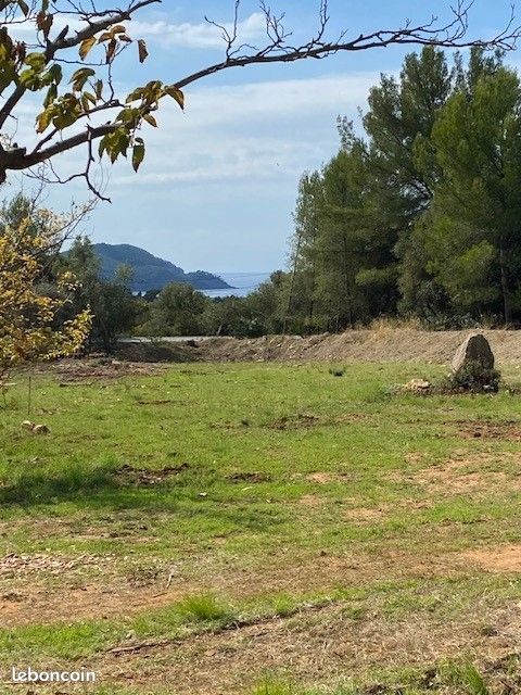 Terrain 2 447 m² Saint Cyr Sur Mer · à Saint-Cyr-sur-Mer · 515 000 €